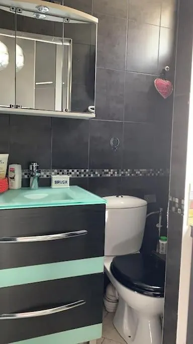 10e Sainte Marthe Canal Saint Martin 23sq Апартаменты Париж